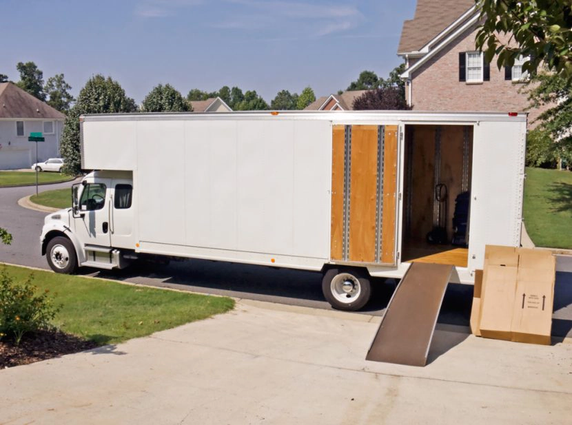 moving_and_storage-830x617-1