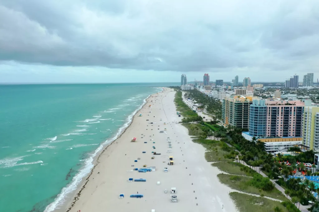 From New York to Florida: The Complete Moving Guide, Timeline, and Checklist (2026)