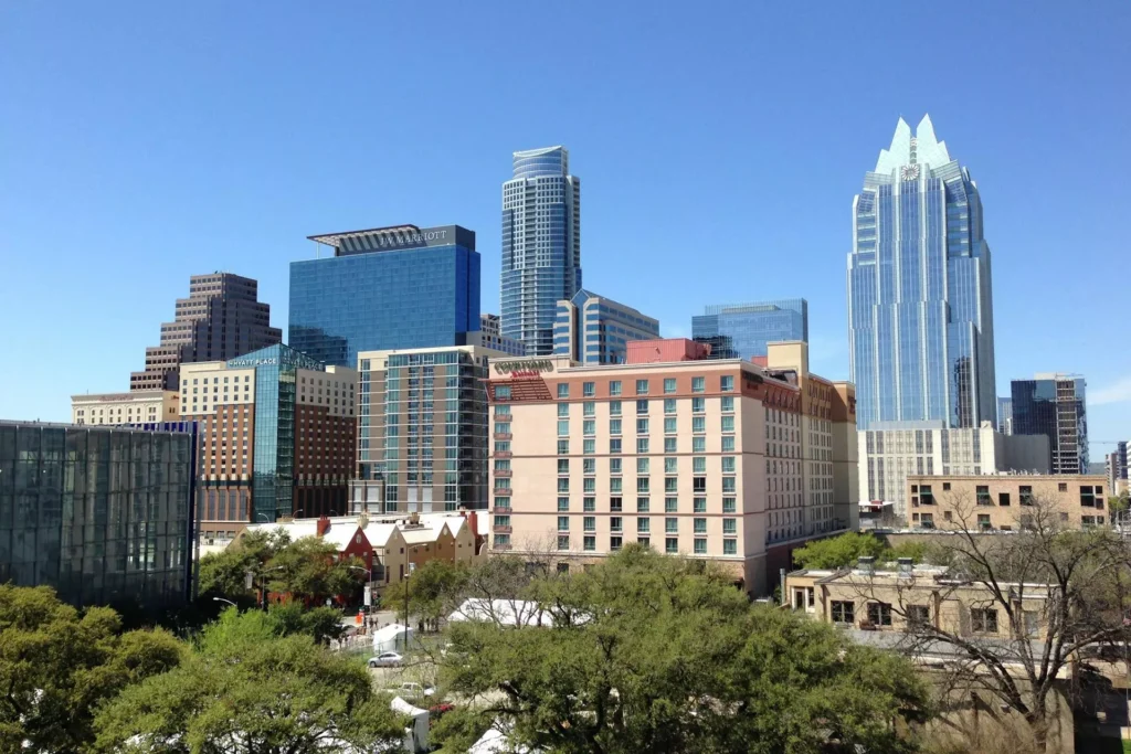 Moving to Texas: Complete 2026 Relocation Guide & Checklist@