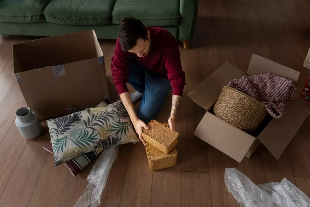 Downsizing Tips for Seniors: Complete Guide to Decluttering and Moving to a Smaller Home (2026)